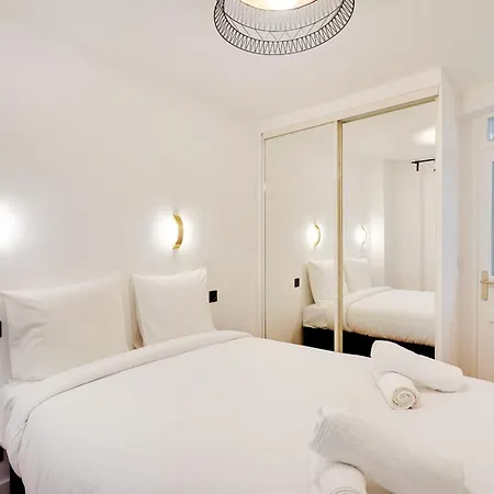 Marais - Vosges Luxury Flat Appartement Parijs Buitenkant foto